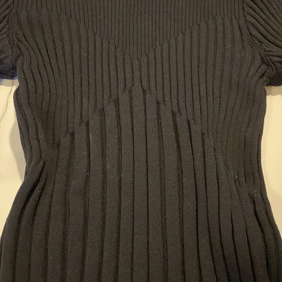 Skin tight black turtleneck - M - Picture 3 of 7